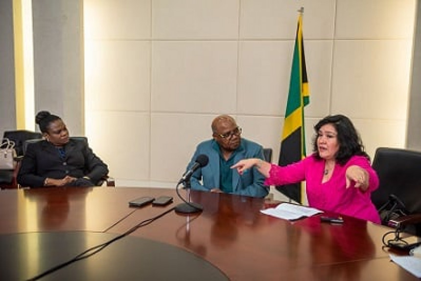 Jamaica y Paraguay buscan potenciar el turismo entre ambos países